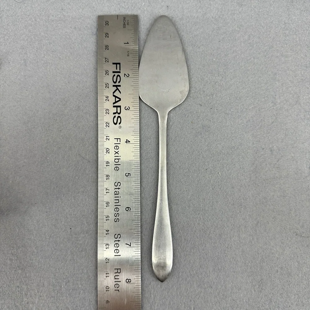 Vintage Silhouette Cake Server‎ Stainless Steel Serrated Edge Pie Dessert